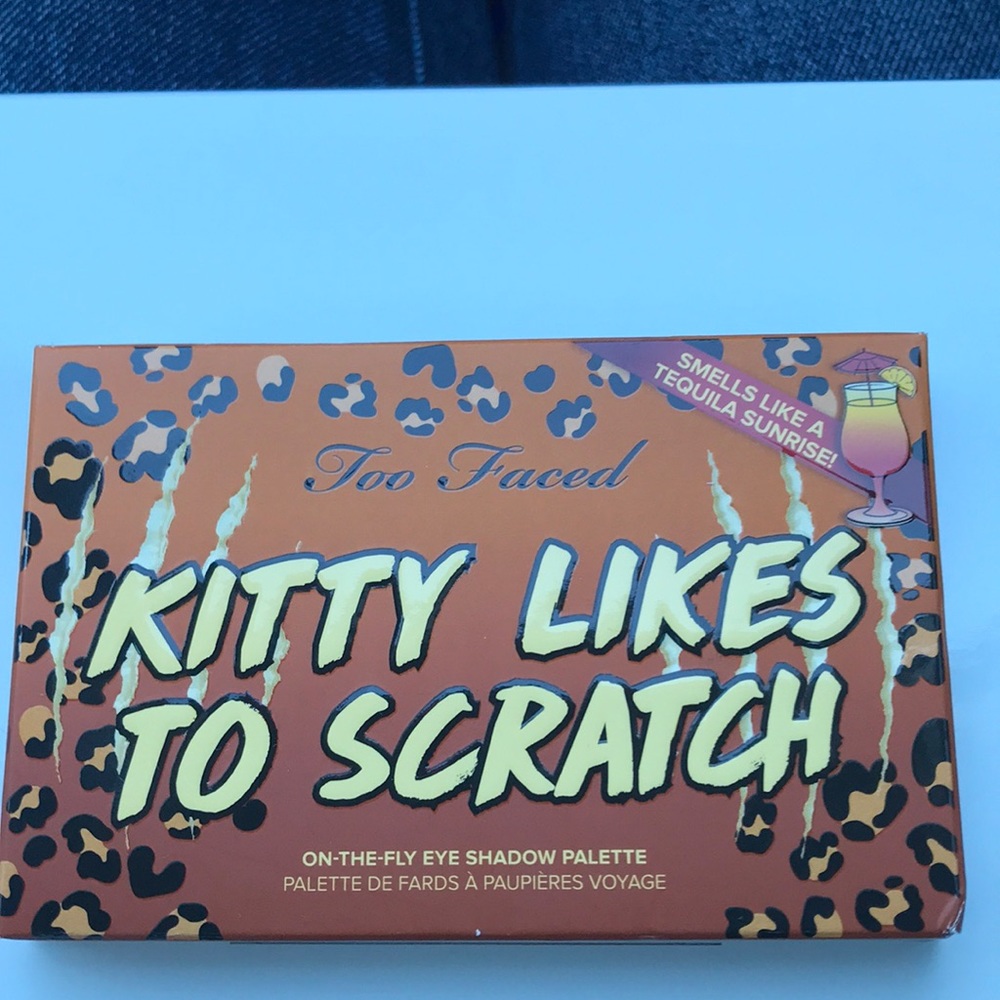 Too faced Kitty likes to scratch